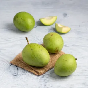 Mango Raw ( कच्चा आंबा ) (1 kg)